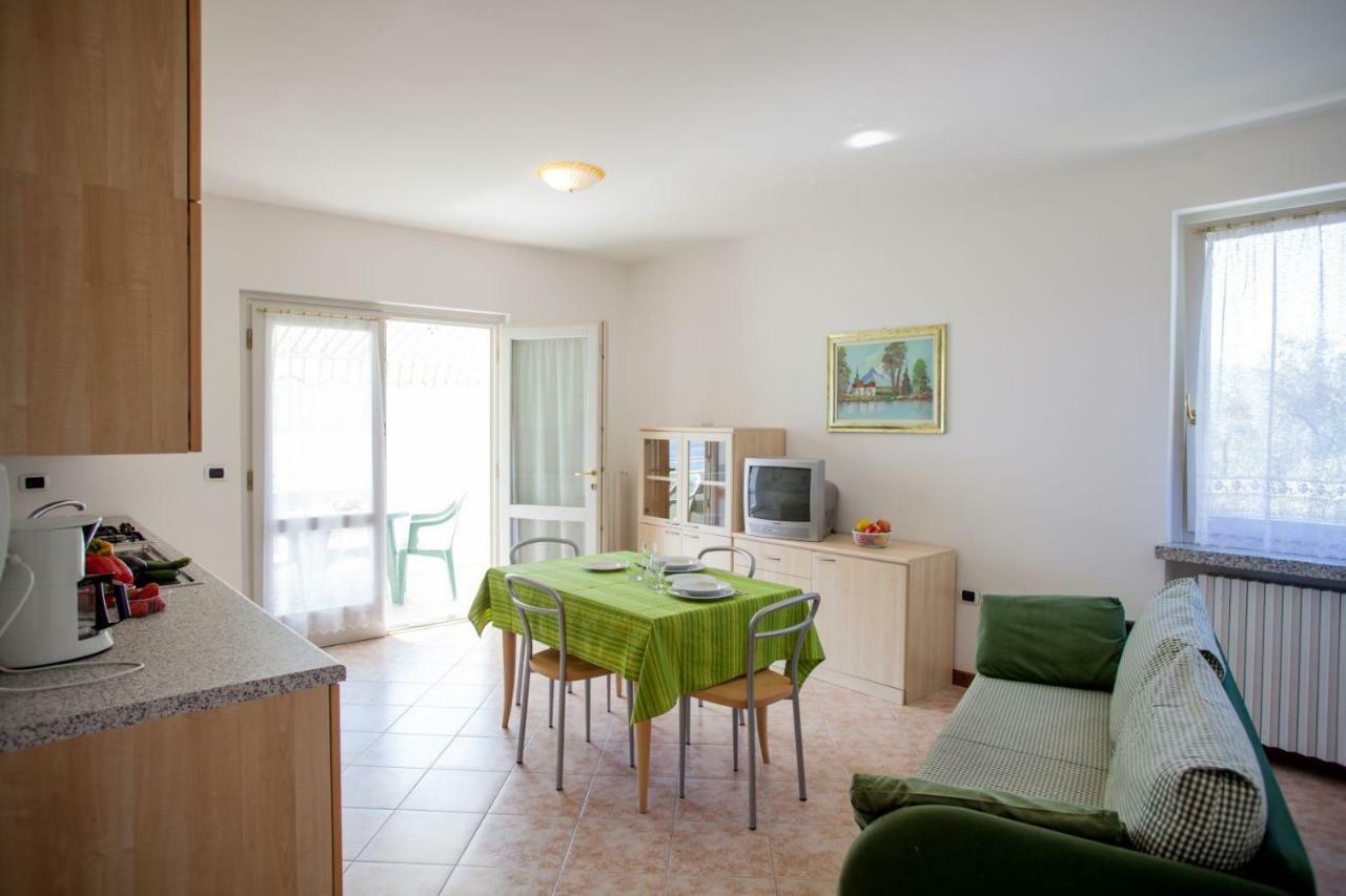 Residence Villa Aranci Limone sul Garda Exterior photo